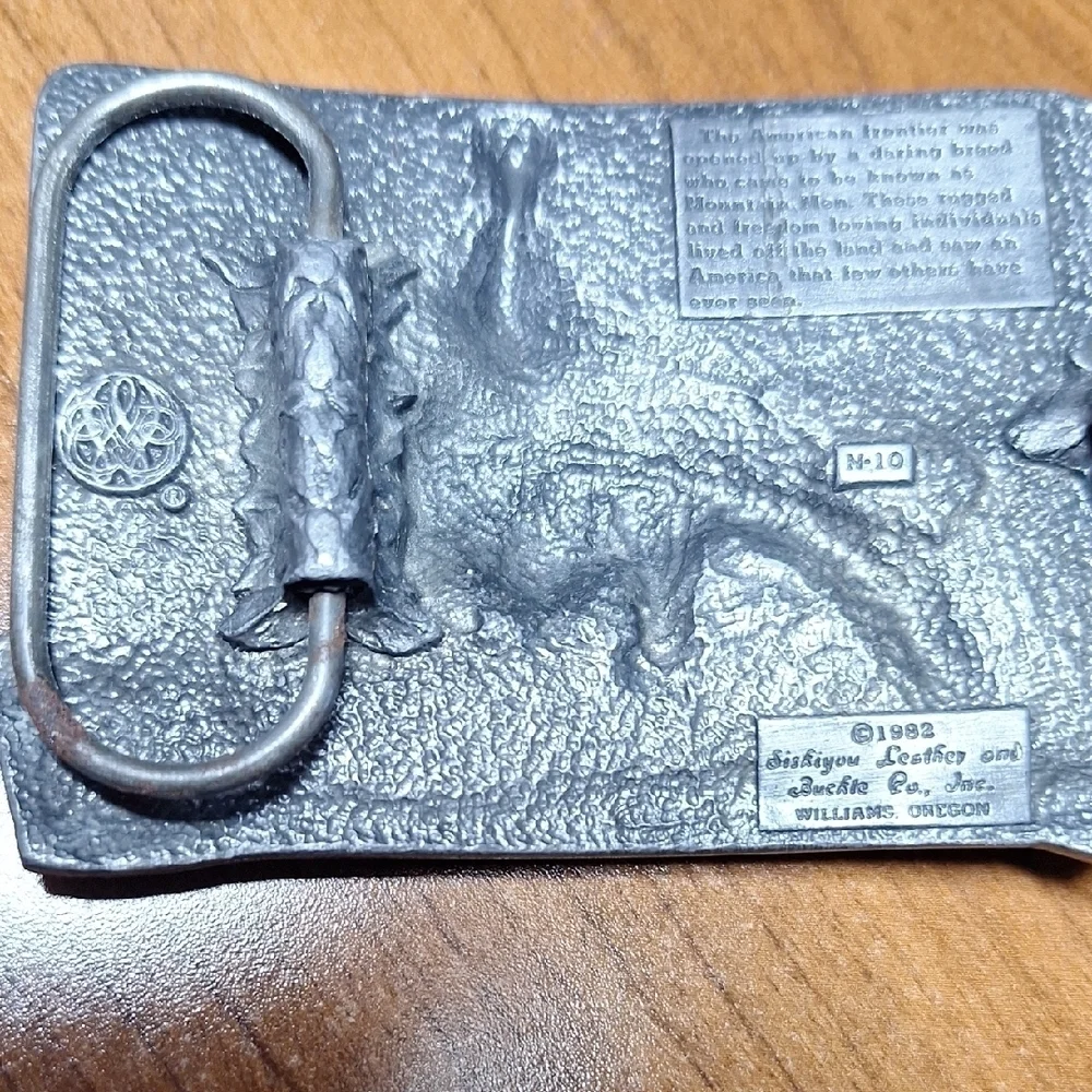 Silver Rustic Frontier Belt Buckle
